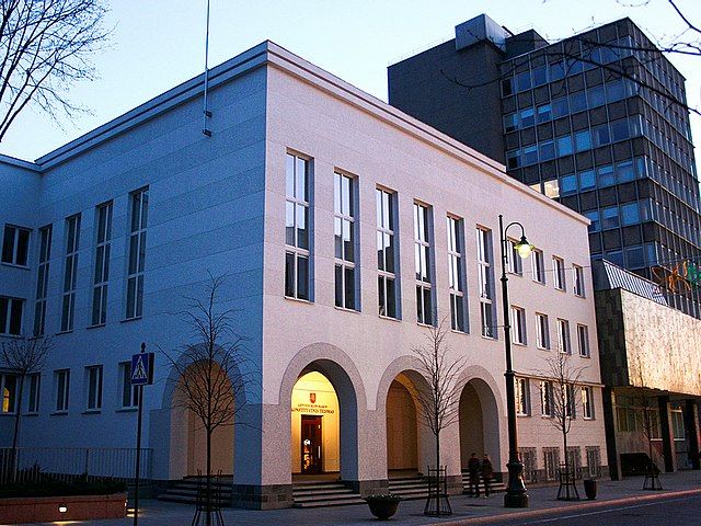 Lielākā daļa Lietuvas iedzīvotāju nepiekrīt Satversmes tiesas sniegtajai ģimenes jēdziena interpretācijai
