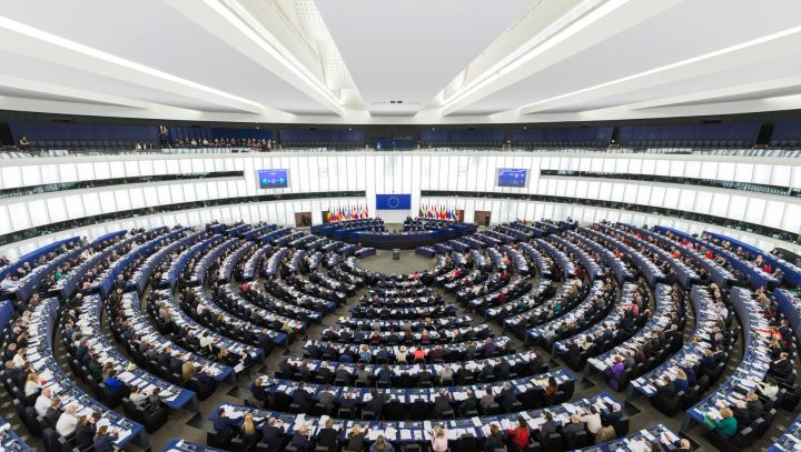 EP vēlēšanās uzvarējusi Eiropas Tautas partija