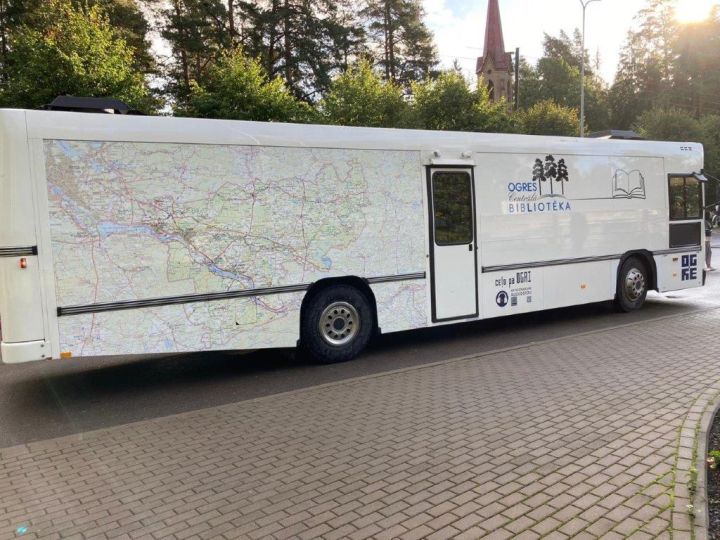 Bibliobusa grafiks 14. augustam