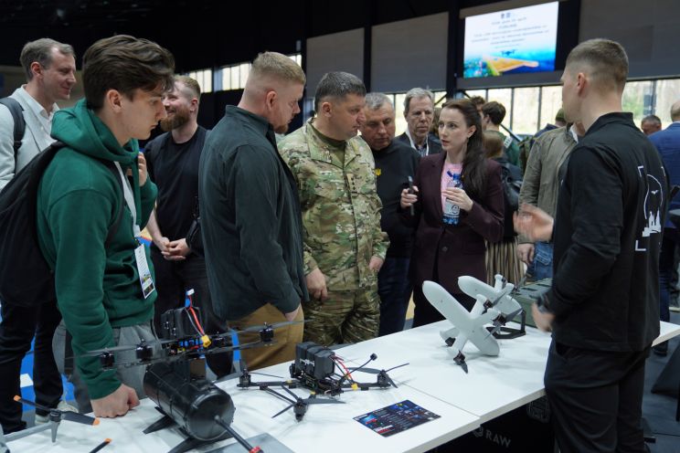 Attēls rakstam: FOTO: Droni kā nākotnes aizsardzības un ekonomikas balsts - forumā Ogrē pulcējās uzņēmēji, eksperti un interesenti