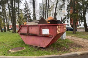 Attēls rakstam: Ogrēnieši Lielās talkas dienā atbrīvojas no 40 gadu mantojuma, uzkopojot pagrabus