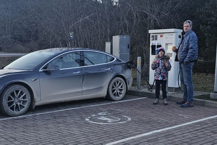 Attēls rakstam: Plaši pieejama uzlāde – elektromobilitātes pamats