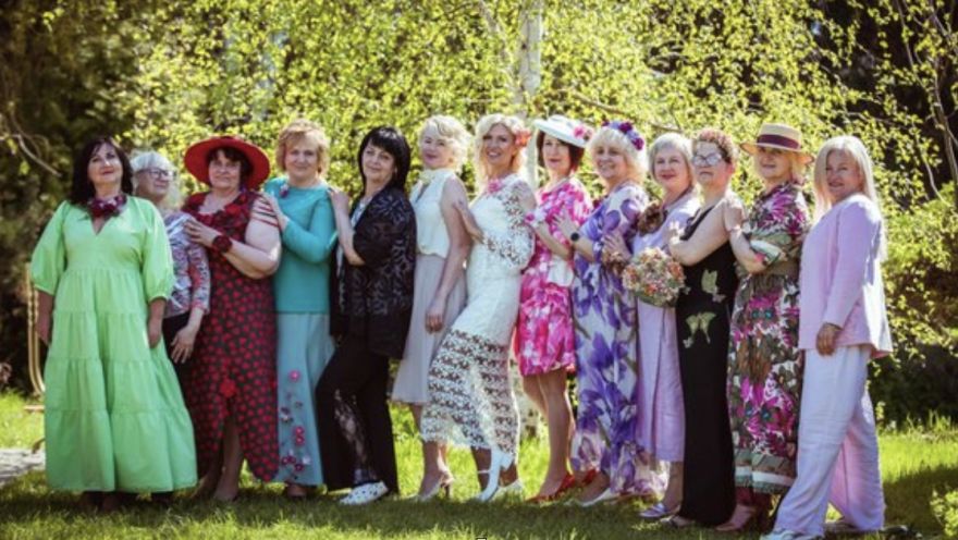13 omītes, 60 mazbērni un viens tituls - Turpinās cīņa par titulu "Grandma Latvia 2025"