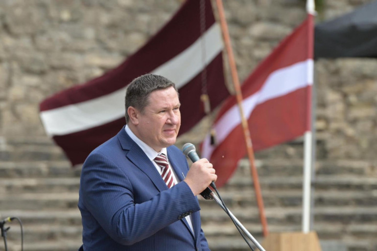 FOTO: Latvijas politiski represēto personu 25. salidojums
