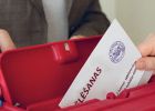 Attēls rakstam: Atbild iedzīvotāji. Kāpēc cilvēki neuzticas politiskajām partijām, un kas būtu jādara, lai šo uzticēšanos vairotu?