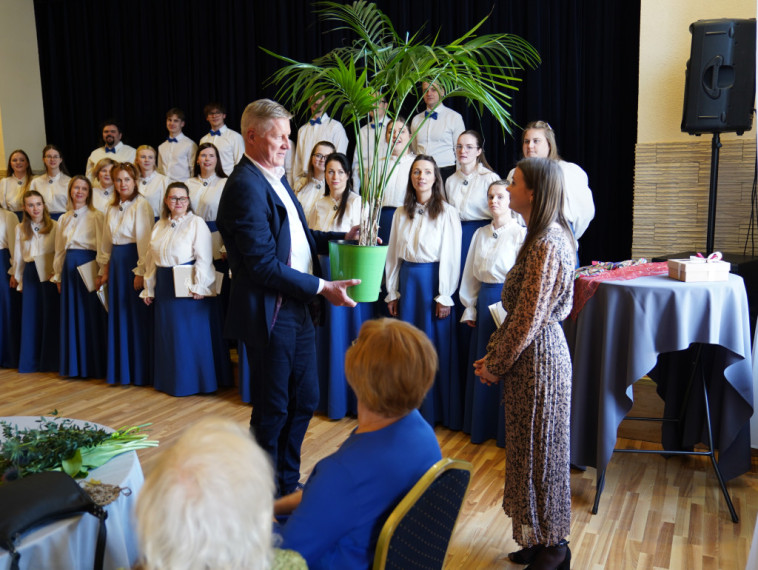 FOTO: Ķeguma Tautas nams svin 75 – kopienas saknes