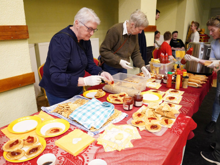 Norvēģu un vietējo sadarbībā sniedz atbalstu Lauberes ģimenēm