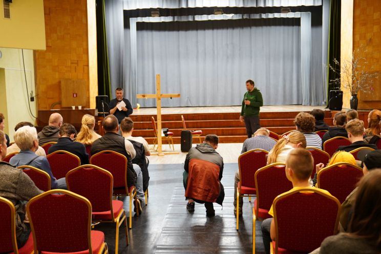 Attēls rakstam: Norvēģu un vietējo sadarbībā sniedz atbalstu Lauberes ģimenēm