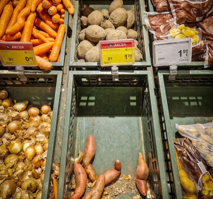 Kāpēc Latvija uz sava šķīvja liek tik daudz importu? Uzņēmējs un lauksaimnieks rosina diskusiju