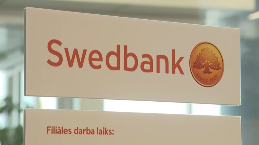 LTV: Apsūdzības par 17 gadu ilgām nelikumībām celtas bijušajai "Swedbank" filiāles vadītājai Ogrē un Bauskā