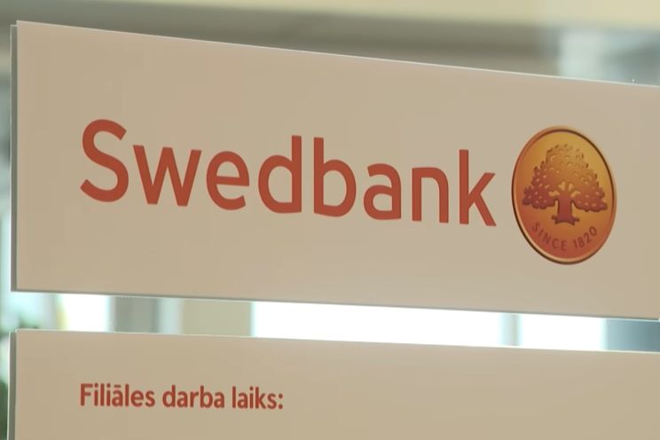 Attēls rakstam: LTV: Apsūdzības par 17 gadu ilgām nelikumībām celtas bijušajai "Swedbank" filiāles vadītājai Ogrē un Bauskā