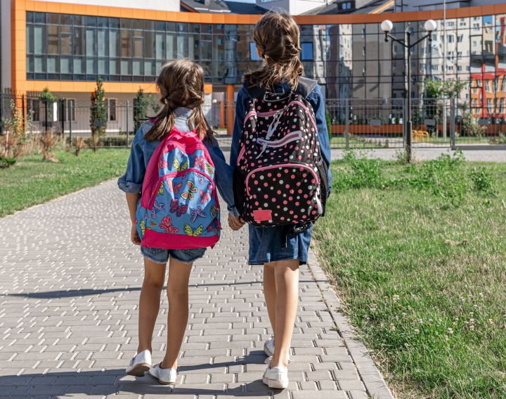 Pirmā skolas diena bus apmākusies
