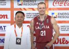 Attēls rakstam: Ogrēnietis Dārgais izcīna 3. vietu “slam dunk” konkursā Ulanbatorā
