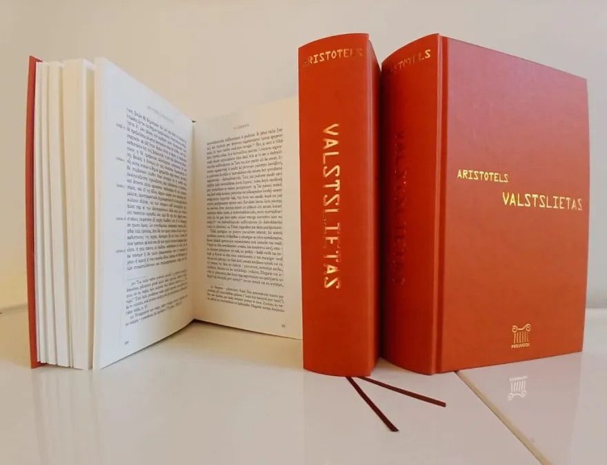 Jauna lasāmviela - Latviski iznākušas Aristotela “Valstslietas”