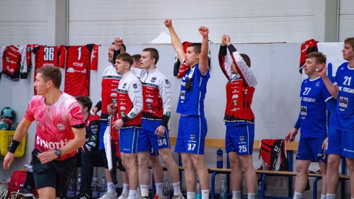 Handbola klubs “Ogre” revanšējas, spēle par bronzas medaļām notiks sestdien