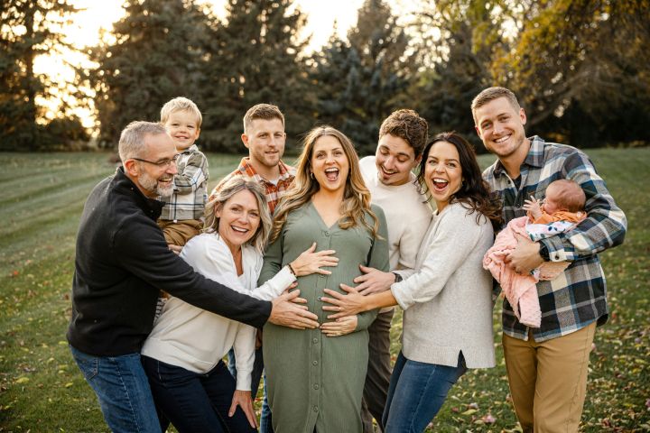 Mums nu jāmāca tās pamatlietas, kuras agrāk cilvēki vienkārši parādīja ar savu dzīvesveidu