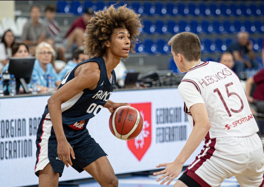 Latvijas U16 izlase ar Vilcānu un Hlebovicki sastāvā zaudē francūžiem un finišē 6. vietā