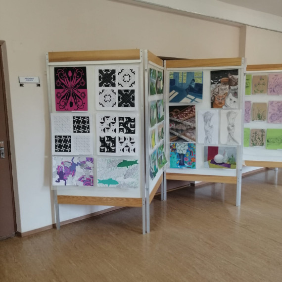 Ogres Mūzikas un mākslas skolas Suntažu Mākslas studijas "Rudens izstāde"