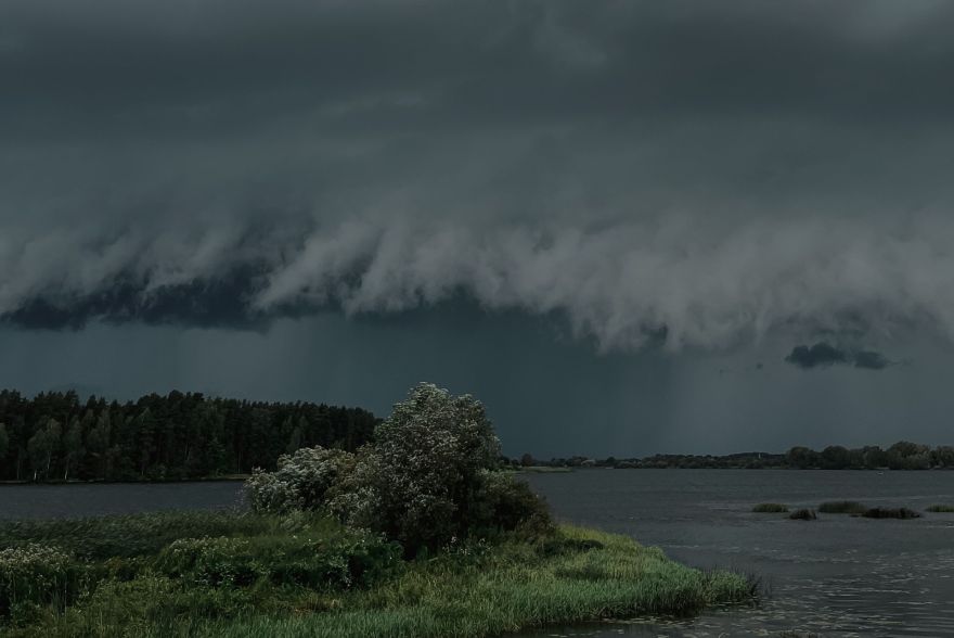 Gatavojies vētrai! Nedēļas nogalē laikapstākļi nepriecēs