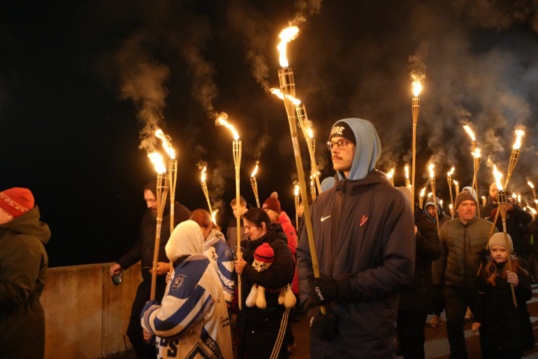 FOTO: Ogre svin Lāčplēša dienu