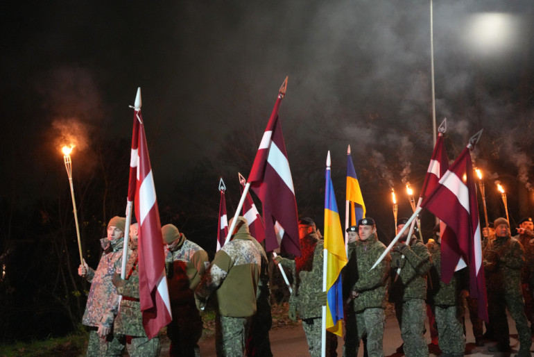 FOTO: Ogre svin Lāčplēša dienu
