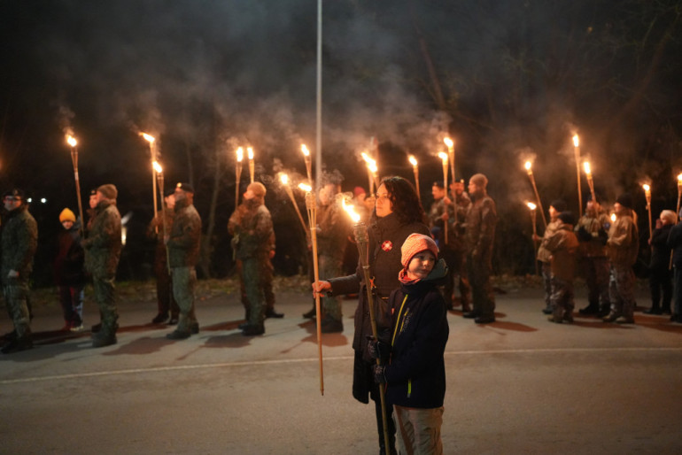 FOTO: Ogre svin Lāčplēša dienu