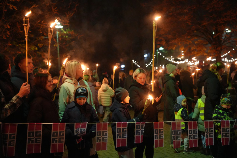 FOTO: Ogre svin Lāčplēša dienu