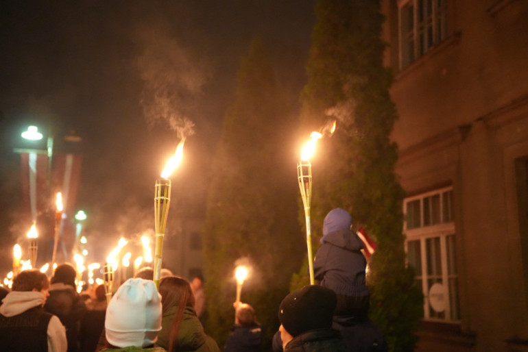 FOTO: Ogre svin Lāčplēša dienu