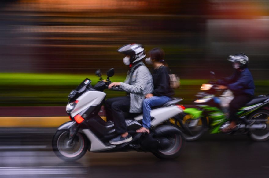 Ikšķilē sūdzas par trokšņojošiem jauniešiem