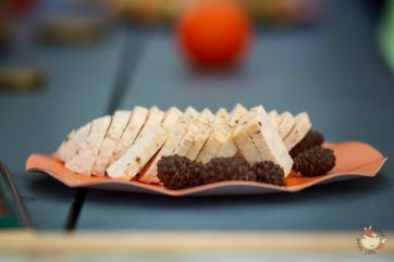 Attēls rakstam: Vējš sagrauj, cilvēki palīdz: Ogres siera mājražotāji piedzīvo neticami lielu atsaucību