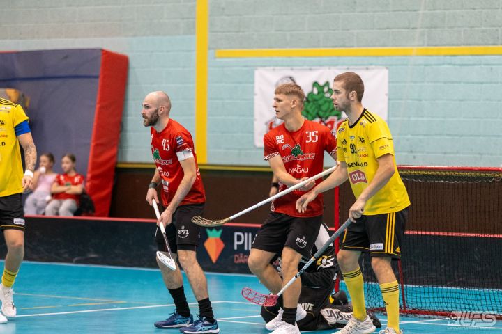 “Lielvārde/Unihoc” tiek pie pirmā punkta Latvijas-Igaunijas līgā