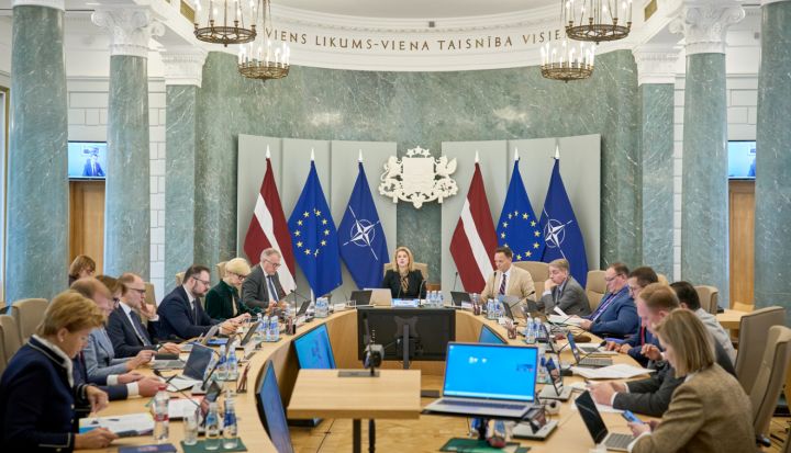 Valdība šogad aizvadījusi mazāk sēžu nekā citus gadus