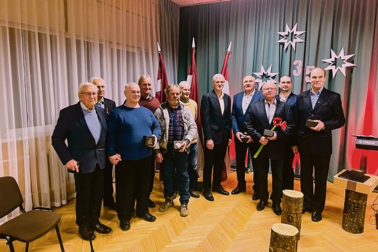 Attēls rakstam: Andris Upenieks: Tālo dienu ugunskuri Rembatē kvēlo