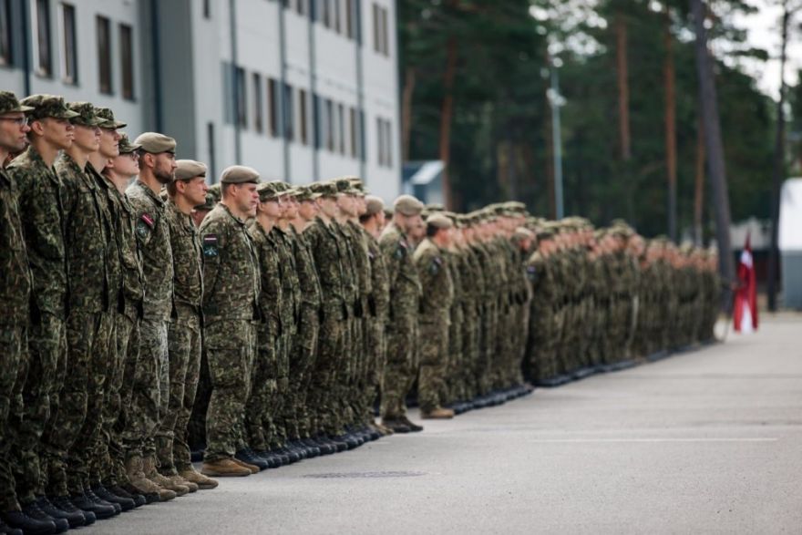 Valsts aizsardzības dienestu sāks 208 jaunieši, tostarp 51 to uzsāks militārajā bāzē "Lielvārde"