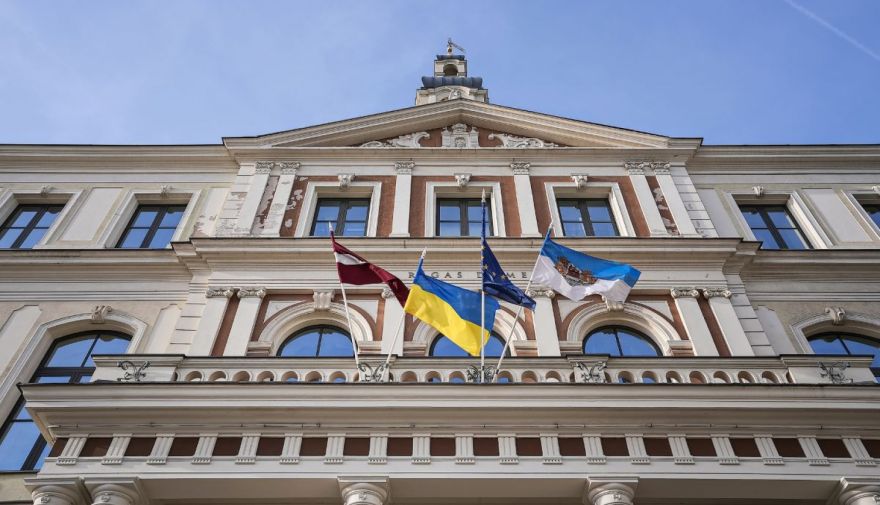 Pašvaldību vēlēšanās Rīgas domē desmit un vairāk mandātus ieguvušas LPV, "Progresīvie" un NA