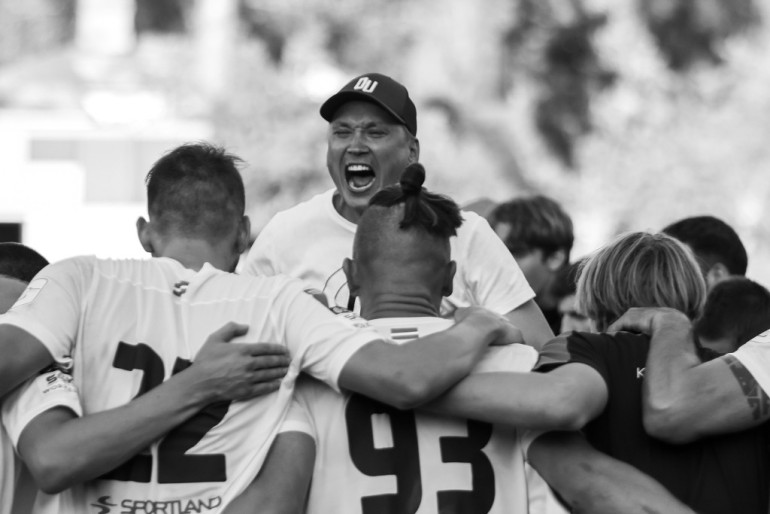 FOTO: Ogres futbolisti izcīna fantastisku uzvaru