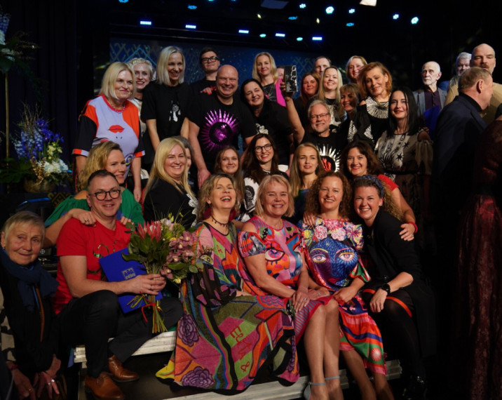 Foto: Dziesmas, teātris un radošums – Ogres novadā godināti gada kultūras laureāti