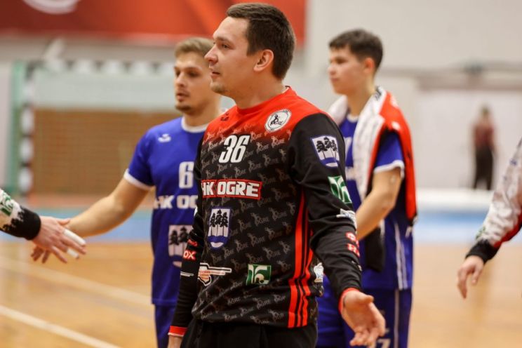 Attēls rakstam: “HK Ogre” Ludzā izlien caur adatas aci, sērijā būs izšķirošā cīņa