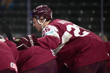 Attēls rakstam: Latvijas juniori nepārvar zviedru barjeru, ogrēnietim Osmanim vēl divas piespēles