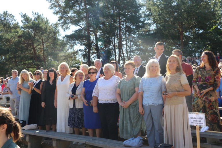 FOTO: Ogres novada skolās sācies jaunais mācību gads