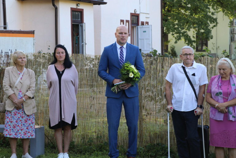 FOTO: Ogres novada skolās sācies jaunais mācību gads