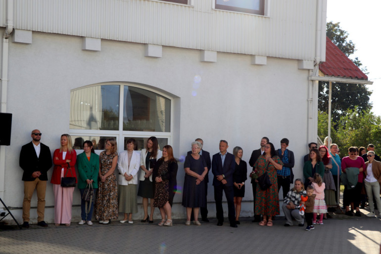 FOTO: Ogres novada skolās sācies jaunais mācību gads