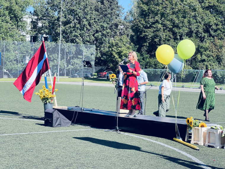 FOTO: Ogres novada skolās sācies jaunais mācību gads