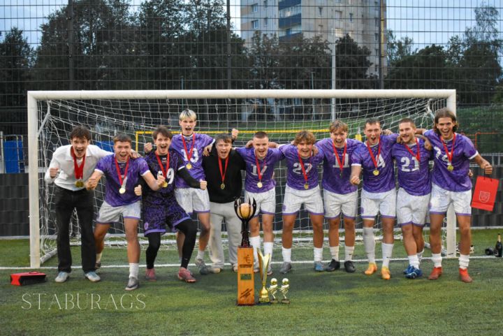 Ogres komanda “DZK” triumfē Aizkraukles minifutbola čempionātā