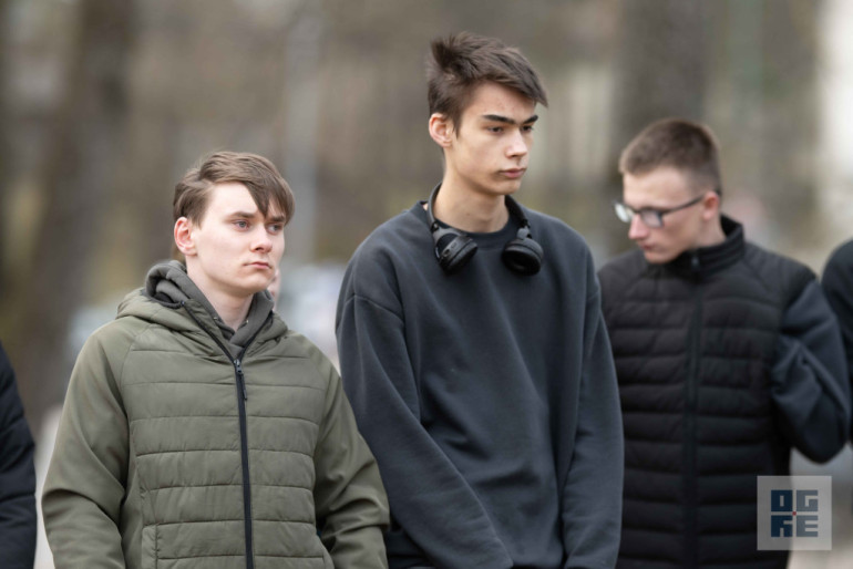 FOTO: Atceres pasākums pie Represēto piemiņas akmens Ogrē