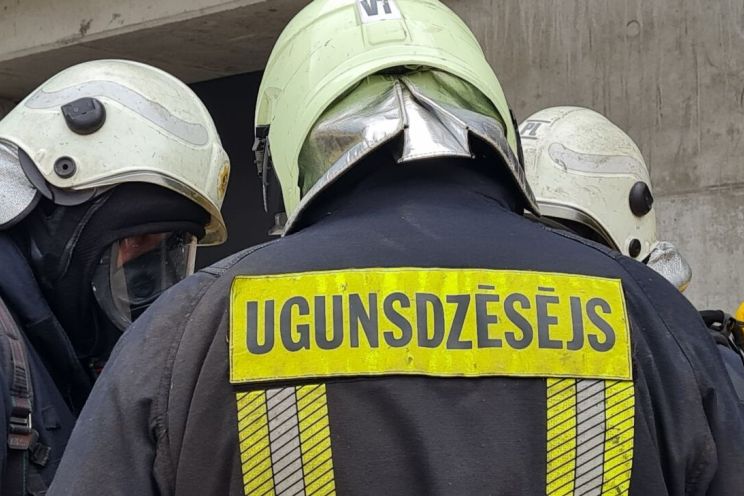 Attēls rakstam: Vakar Ogrē izcēlies ugunsgrēks saimniecības ēkā – ir cietušie