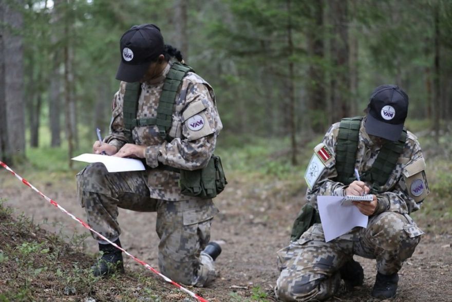 Valsts aizsardzības mācība jāapgūst arī nepilna laika klātienes un tālmācības skolēniem