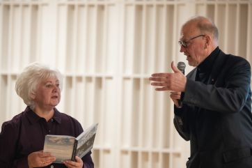 Attēls rakstam: FOTO: Aizvadīti grāmatas “Pērļu zvejnieki Raimonds Pauls un Jānis Peters” atvēršanas svētki