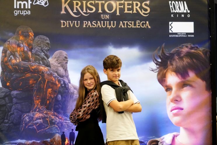 Attēls rakstam: VIDEO: Ogres un Ķeguma skolēni iejūtas galvenajās lomās jaunā ģimenes fantāzijas filmā, ko drīz varēs noskatīties Ogrē