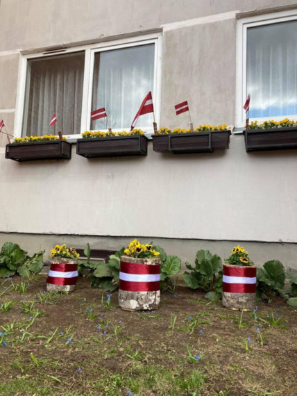 FOTO: Viestura Brūna radītās svētku dekorācijas Ikšķilē atkal priecē vietējos iedzīvotājus